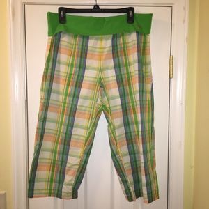 Cute VS Pink cropped sleep pants Sz. L